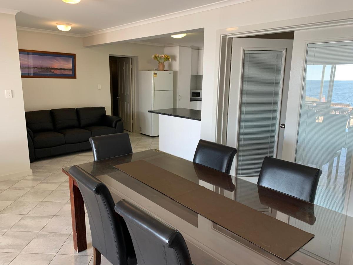 Beachside & Jetty View Apartment 6 - Captain'S Apt Streaky Bay エクステリア 写真